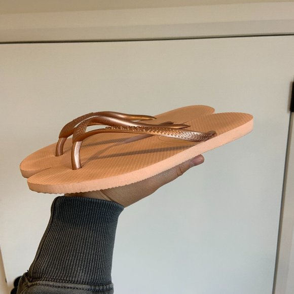 Light Pink Havaianas Flip Flop Sandals Summer Size 9 - Picture 1 of 7